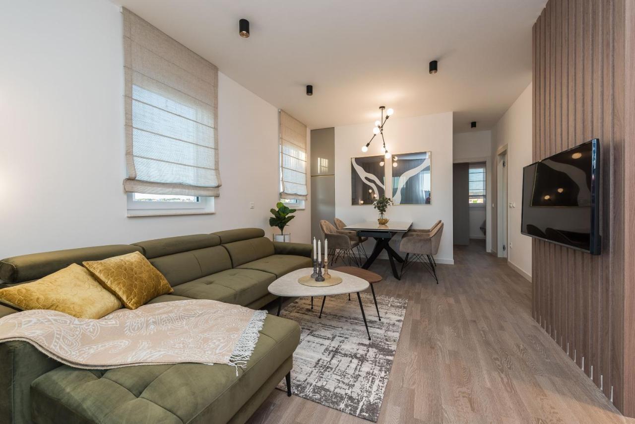 Green Sky Luxury Penthouse Apartment Zara Esterno foto