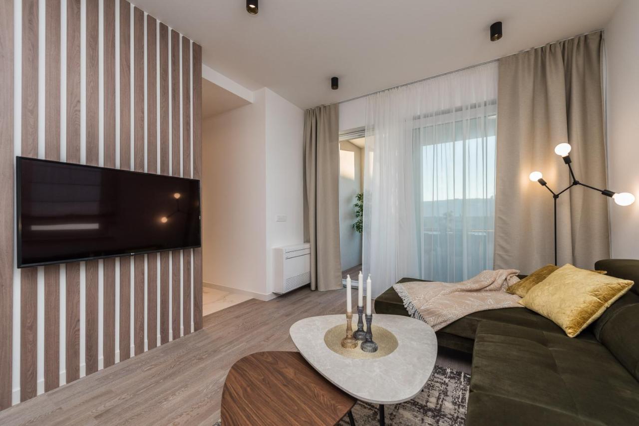 Green Sky Luxury Penthouse Apartment Zara Esterno foto
