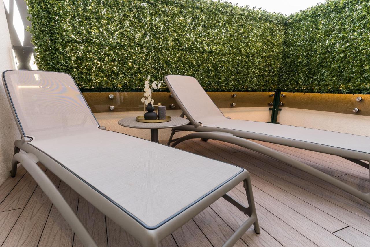Green Sky Luxury Penthouse Apartment Zara Esterno foto